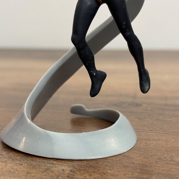 Disney Marvel Comics WASP Janet van Dyne Collectible PVC Figure Cake Topper Toy - Picture 6 of 8